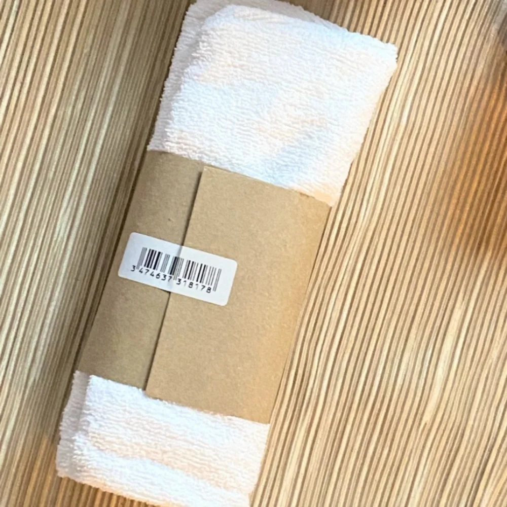 SHU UEMURA ART OF HAIR SIGNATURE COTTON HAIR TOWEL